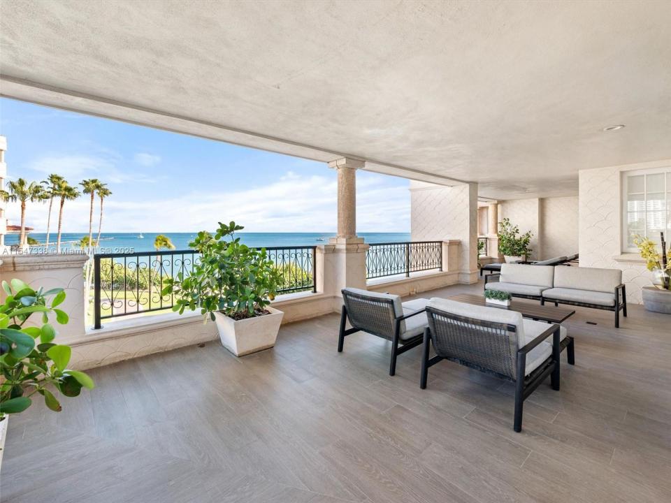 7431 Fisher Island Dr 7431, Miami Beach, Florida 33109