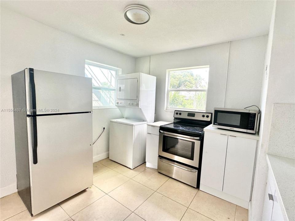 3730 S Avenue  S 1, Riviera Beach, פלורידה 33404, ארצות הברית של אמריקה 