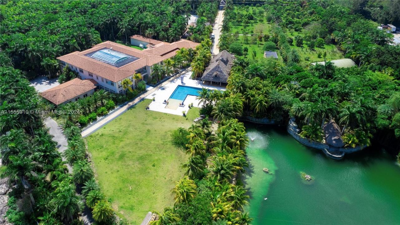 20551 SW 162nd Ave, Miami, Florida 33187