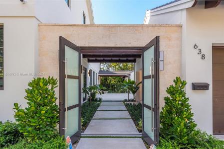 638 Escobar Ave, Coral Gables, Florida 33134, USA