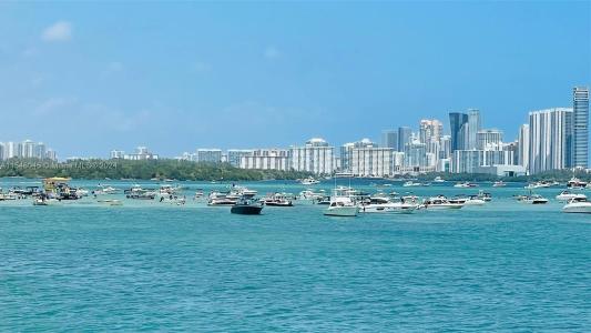 10271 E Bay Harbor Dr 4, Bay Harbor Islands, Florida 33154, USA