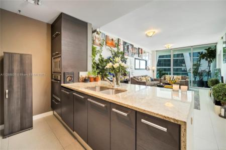 Miami, Florida 33132, USA