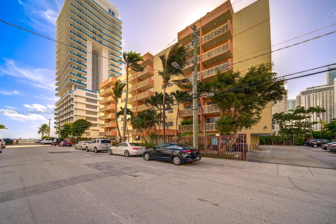 Miami, Florida 33137, USA