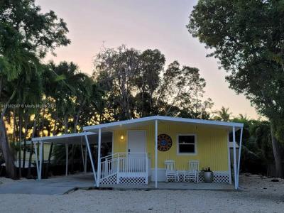 235 Cuba Rd, Tavernier, Florida 33070, USA