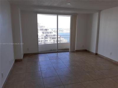 770 Claughton Island Dr 2007, Miami, Florida 33131, USA