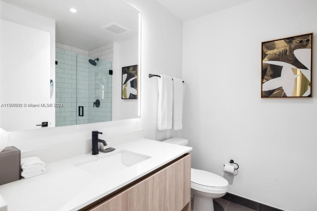 398 NE 5th St 4708, Miami, Florida 33132, Estados Unidos