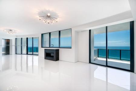 18555 Collins Ave 2801, Sunny Isles Beach, Florida 33160, USA
