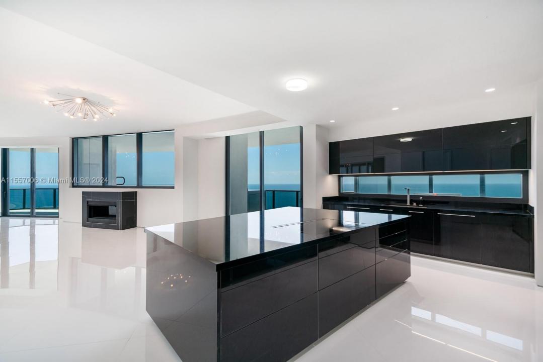 18555 Collins Ave 2801, Sunny Isles Beach, Floride 33160, États-Unis