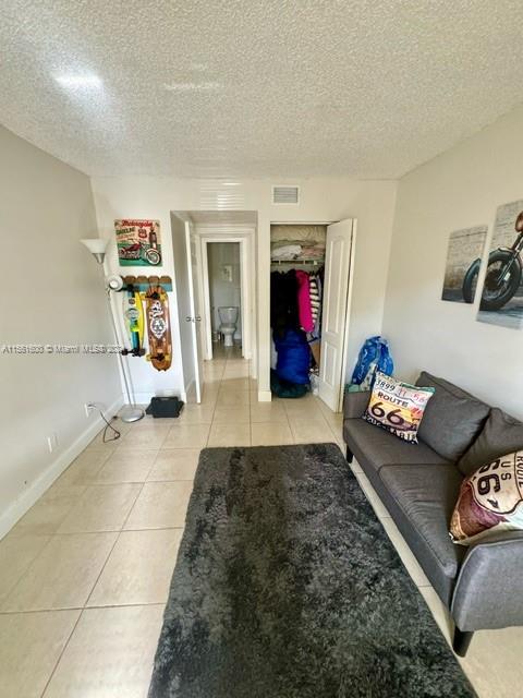 4364 NW 9th Ave 15-1A, Deerfield Beach, Florida 33064, Amerika Birleşik Devletleri