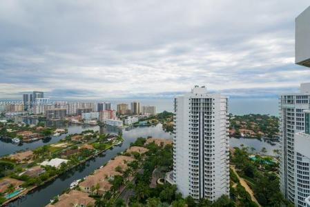 21205 Yacht Club Dr 3209, Aventura, Florida 33180, USA