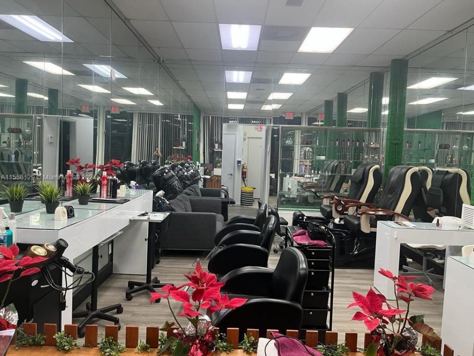 11400 W FLAGLER ST, Sweetwater, Florida 33174, USA