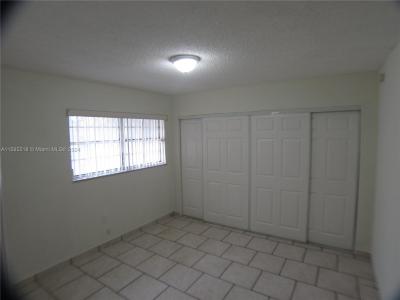 10 SW 108th Ave E8, Sweetwater, Florida 33174, USA