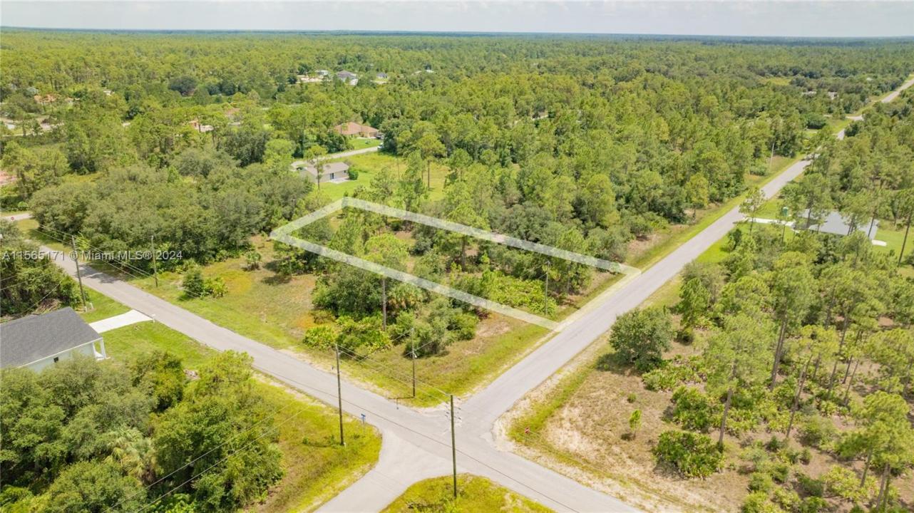 1420 Clayton Ave, Lehigh Acres, Florida 33972, USA