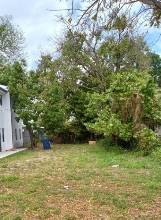 1841 NW 70th St, Miami, 佛罗里达州 33147, 美国