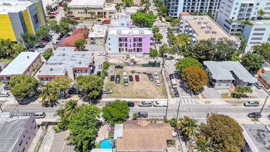 1111 NW 6th St, Miami, Florida 33136, USA