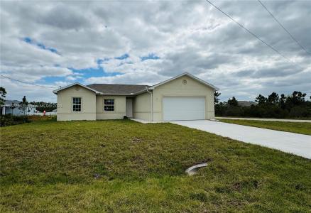 1926 ZOMBAR CT, Lehigh Acres, Florida 33972, USA