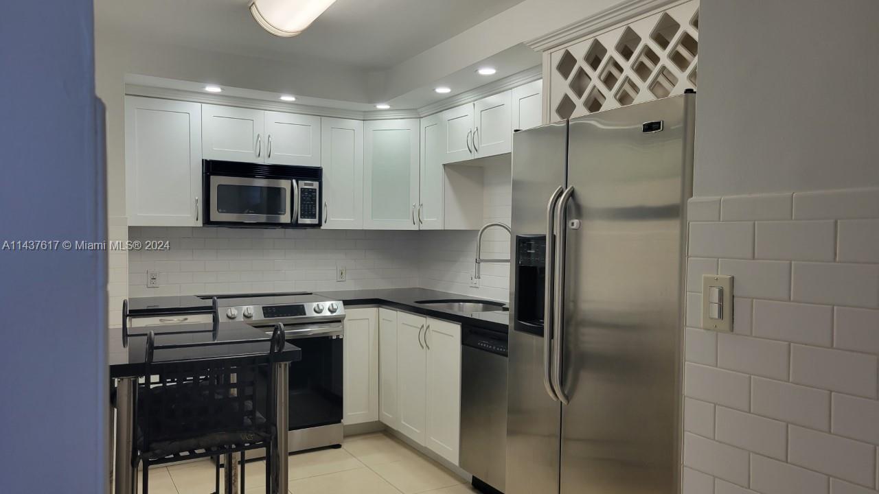 20100 W Country Club Dr 404, Aventura, Floride 33180, États-Unis