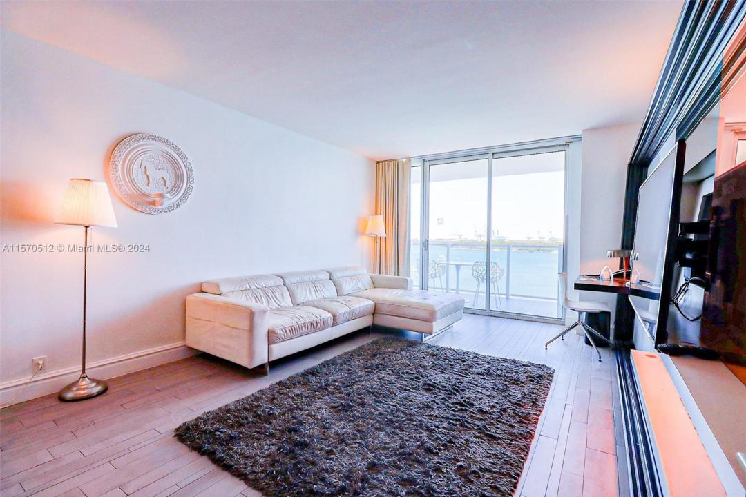 1100 West Avenue 816, Miami Beach, Флорида 33139, Соединенные Штаты