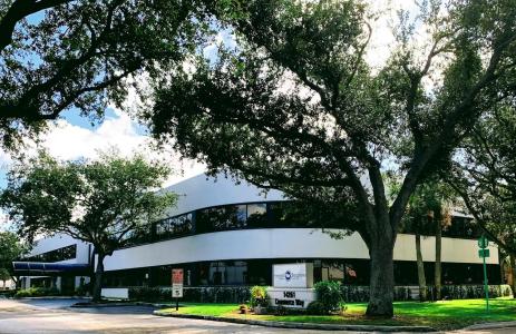 14261 Commerce Way 100, Miami Lakes, Florida 33016, USA