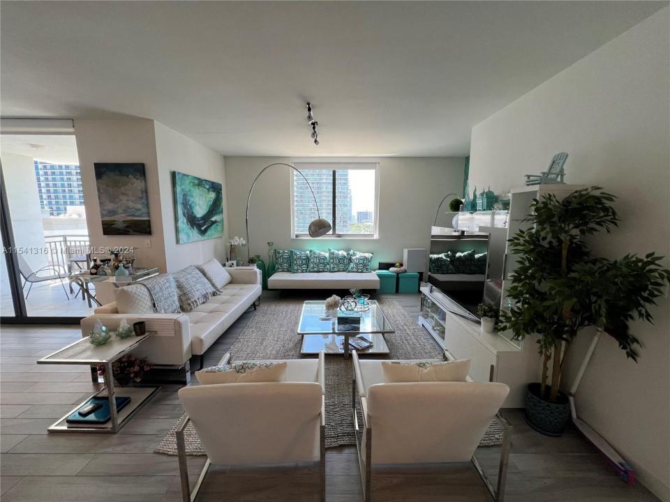 999 SW 1st Ave 1504, Miami, 佛羅里達州 33130, 美國