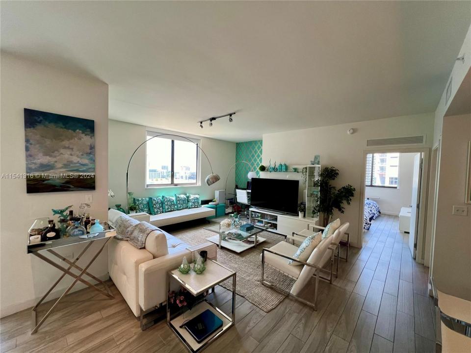 999 SW 1st Ave 1504, Miami, 佛羅里達州 33130, 美國