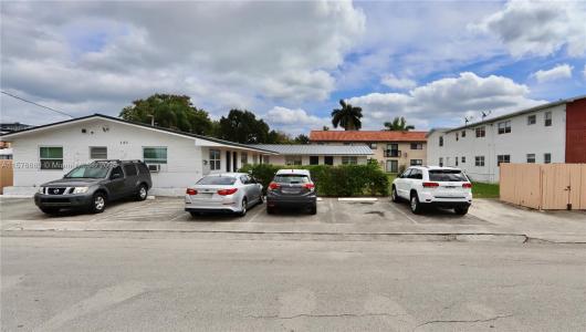 101 SE 4th Ave 1-7, Hallandale Beach, 플로리다 33009, 미국
