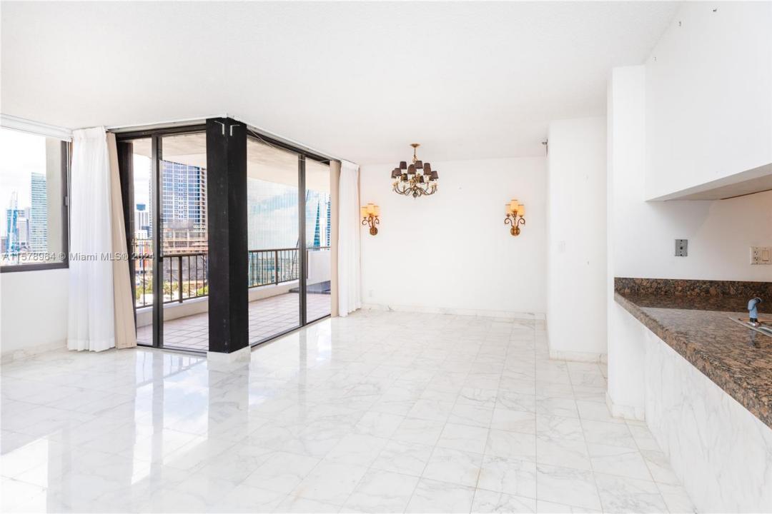 1581 Brickell Ave 1107, Miami, 佛羅里達州 33129, 美國