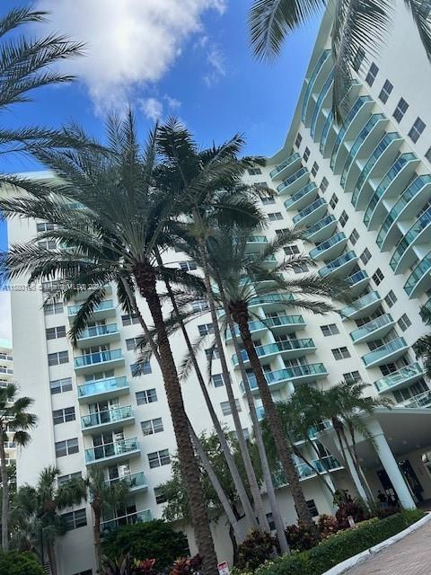 3801 S Ocean Dr 2D, Hollywood, Florida 33019