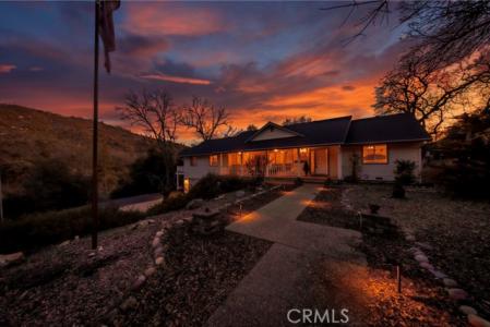 River Falls Road, Oakhurst, California 93644