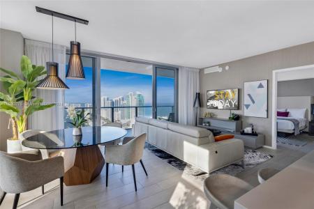 4010 S Ocean Dr R3002, Hollywood, Florida 33019, USA