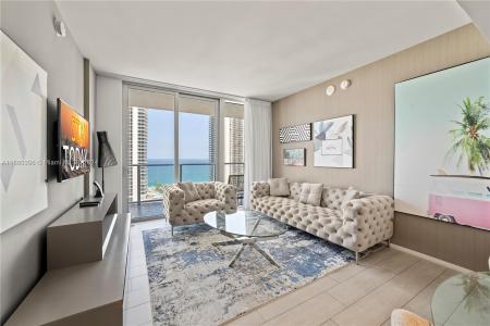 Hollywood, Florida 33019, USA