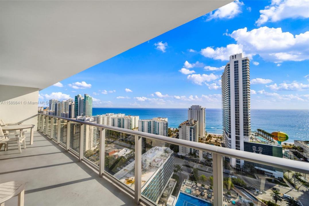 4010 S Ocean Dr R2305, Hollywood, Florida 33019, HOA KỲ