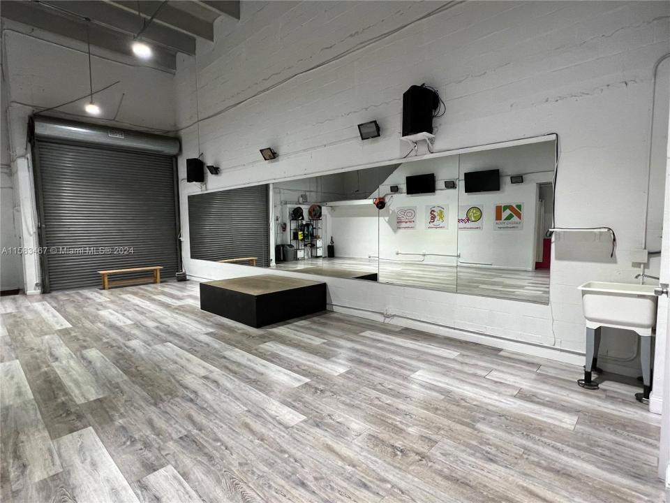 Shared 1,800 sqf Wellness Studio In Doral, Doral, 佛羅里達州 33172, 美國