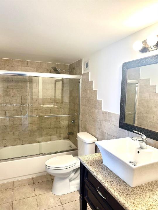 1301 NE Miami Gardens Dr 521 W, Miami, フロリダ 33179, アメリカ合衆国