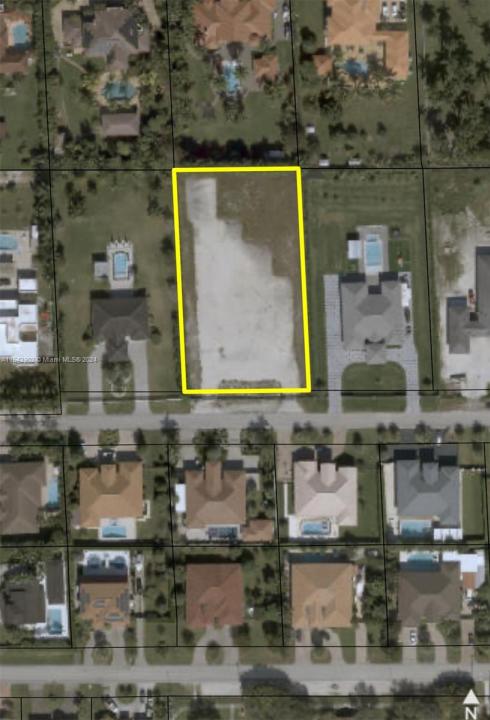 9845 NW 131st Street, Hialeah Gardens, Flórida 33018, Estados Unidos