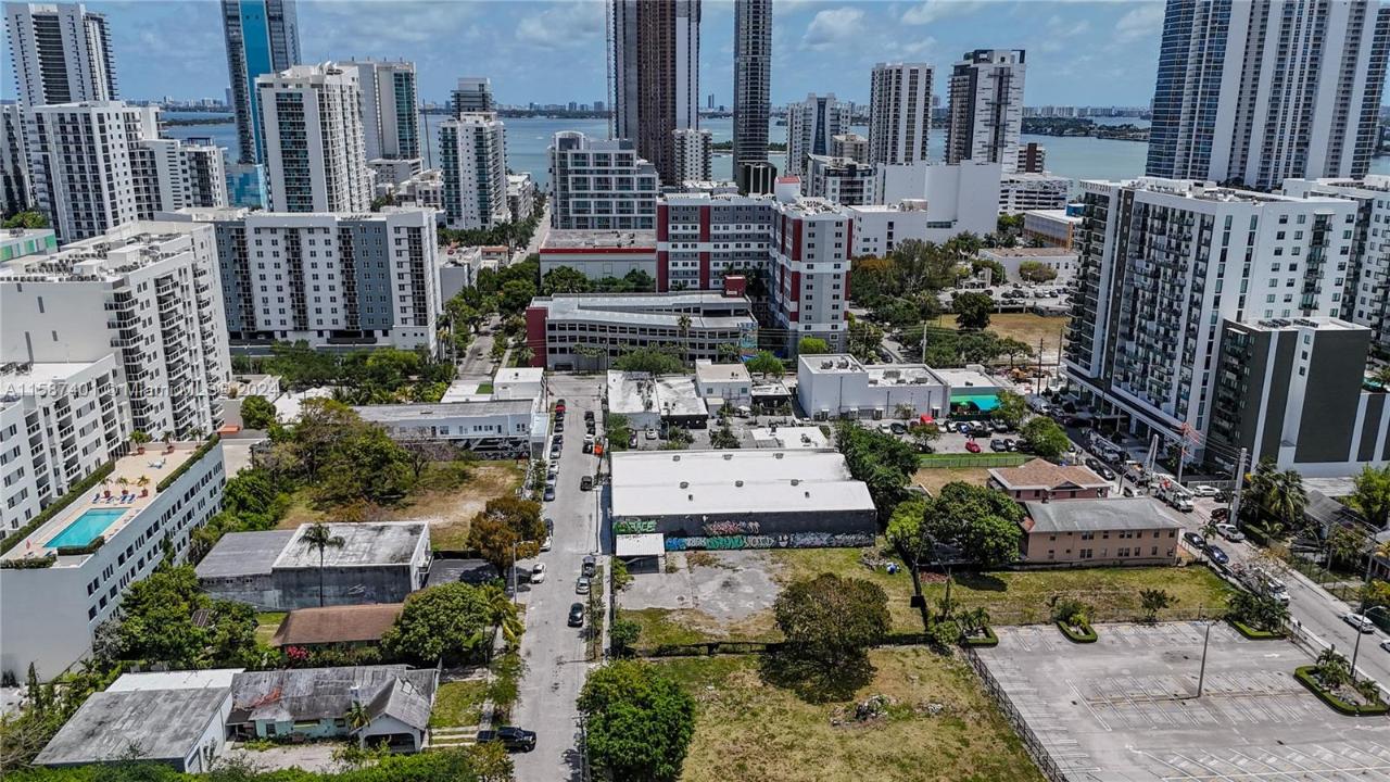 133 NE 24th St, Miami, Florida 33137, HOA KỲ