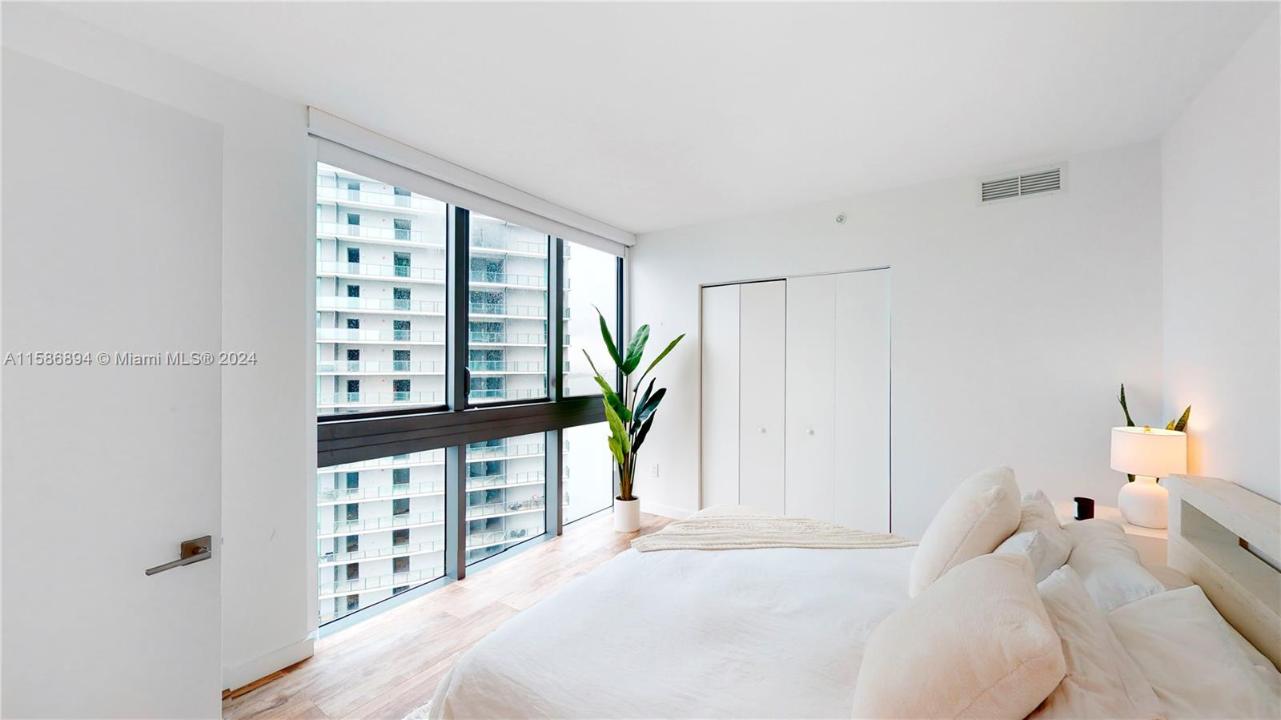 650 NE 32nd St 4607, Miami, Florida 33137
