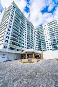 2301 Collins Ave 325, Miami Beach, Florida 33139, USA