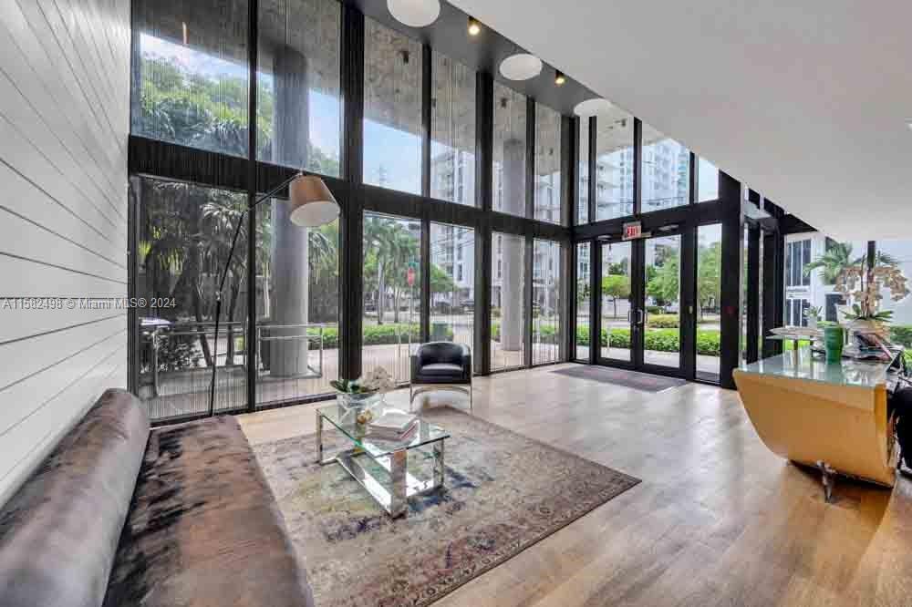 201 SW 17th Rd 302, Miami, Florida 33129
