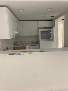 1750 NW 27th Ave 0, Miami, Florida 33125, USA