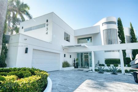 934 S Southlake Dr, Hollywood, Floride 33019, États-Unis