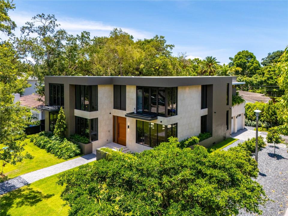 4090 Hardie Ave, Miami, Flórida 33133, Estados Unidos