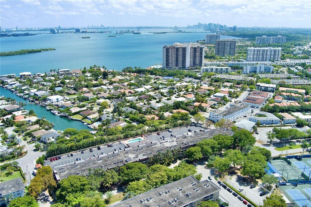 11855 NE 19th Dr 1, North Miami, Florida 33181