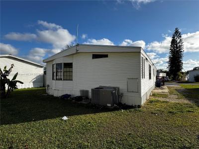 35250 SW 177 ct unit 136, Homestead, Florida 33034, USA