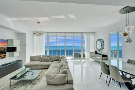 15811 Collins Ave 2701, Sunny Isles Beach, Florida 33160, USA