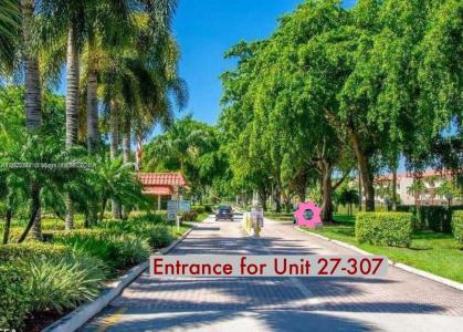 681 S Hollybrook Dr 307, Pembroke Pines, Florida 33025, USA