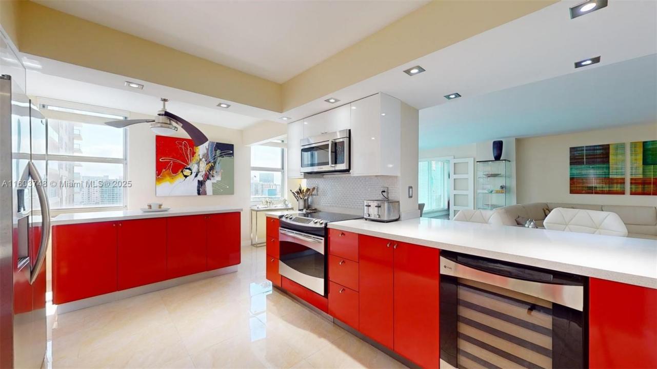 1912 S Ocean Dr 12C, Hallandale Beach, Floride 33009, États-Unis