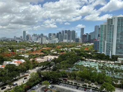 2475 Brickell Ave 1906, Miami, Florida 33129, USA