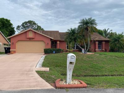 652 SW Prado Avenue, Port Saint Lucie, Florida 34983