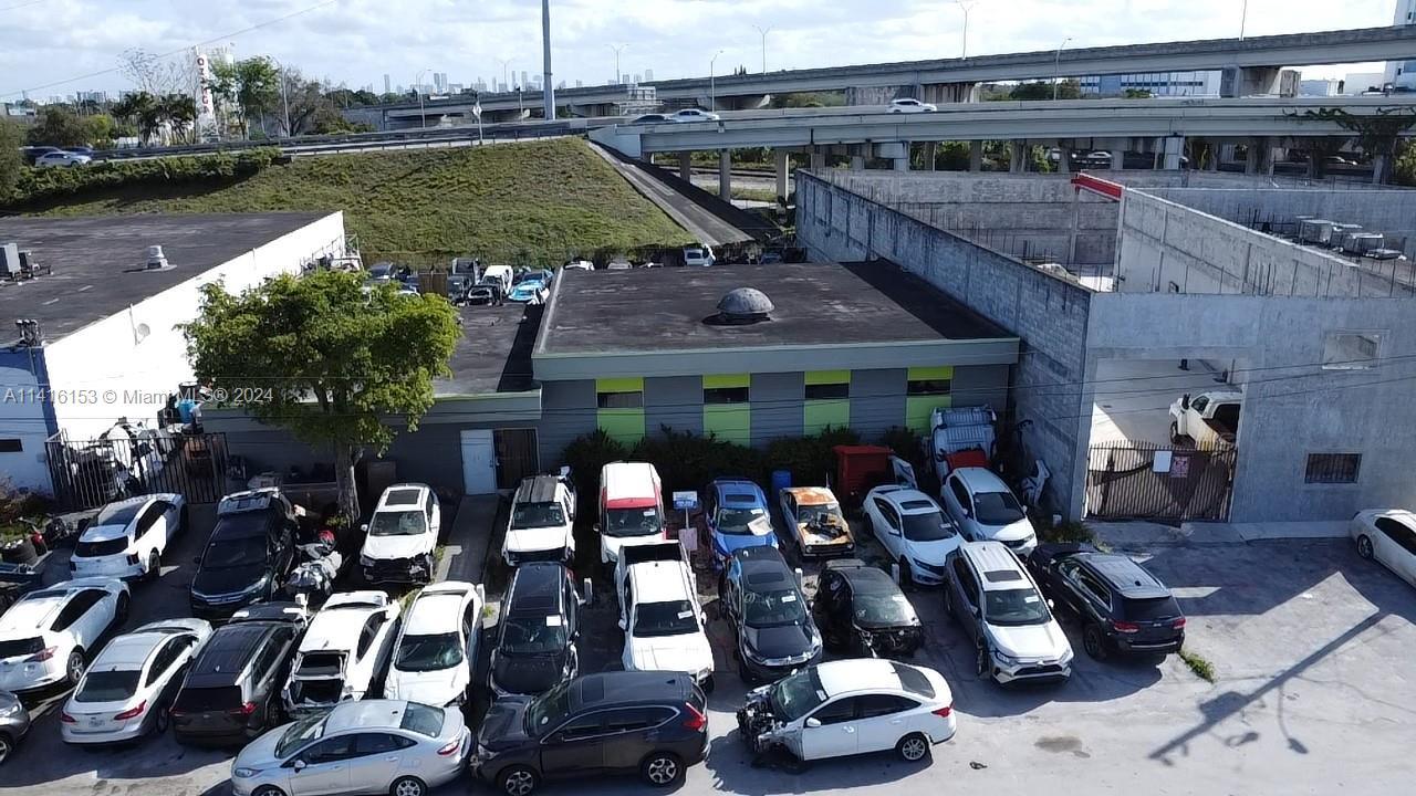17121 NW 2nd Ct, Miami Gardens, Флорида 33169, Соединенные Штаты